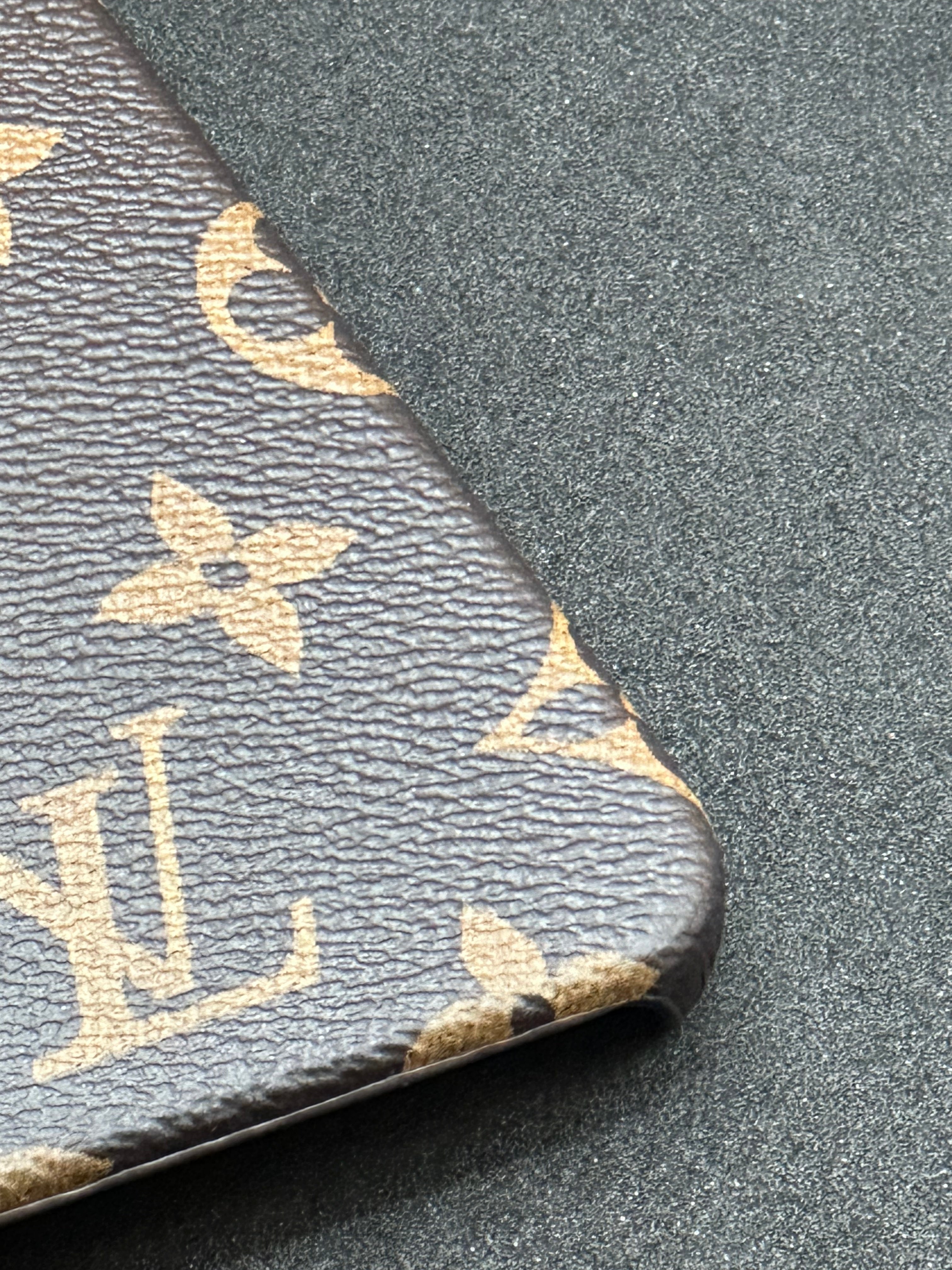 Cover iPhone stile Louis Vuitton Classica